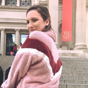 Meet your Posher, Chloe